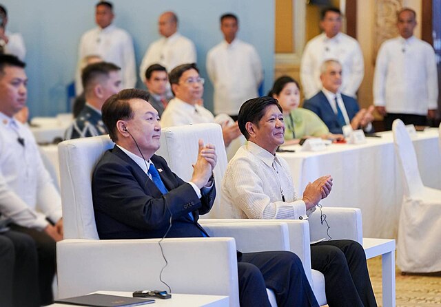 なぜ韓国で戒厳令？過去と違う異例の対応、その理由とは